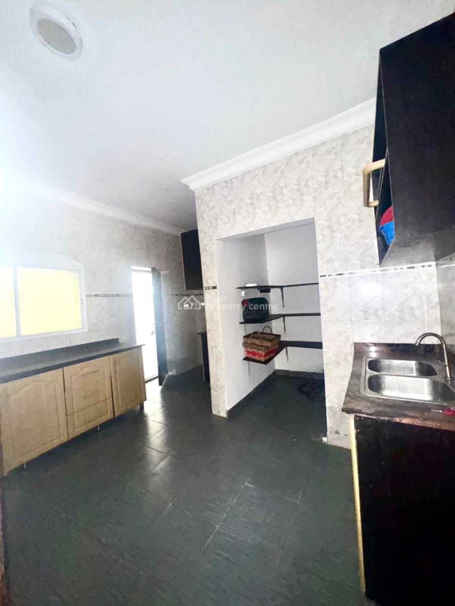 3 Bedroom Apartment with a Bq, Ikate Elegushi, Lekki, Lagos, Flat / Apartment for Sale