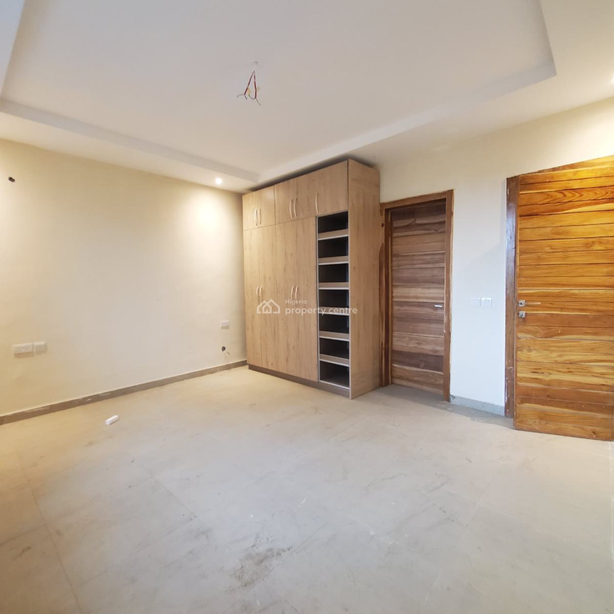 Stunning 3bedroom Apartments with a Bq in a Serene Environment, Lekki Phase 1, Lekki, Lagos, Flat / Apartment for Sale