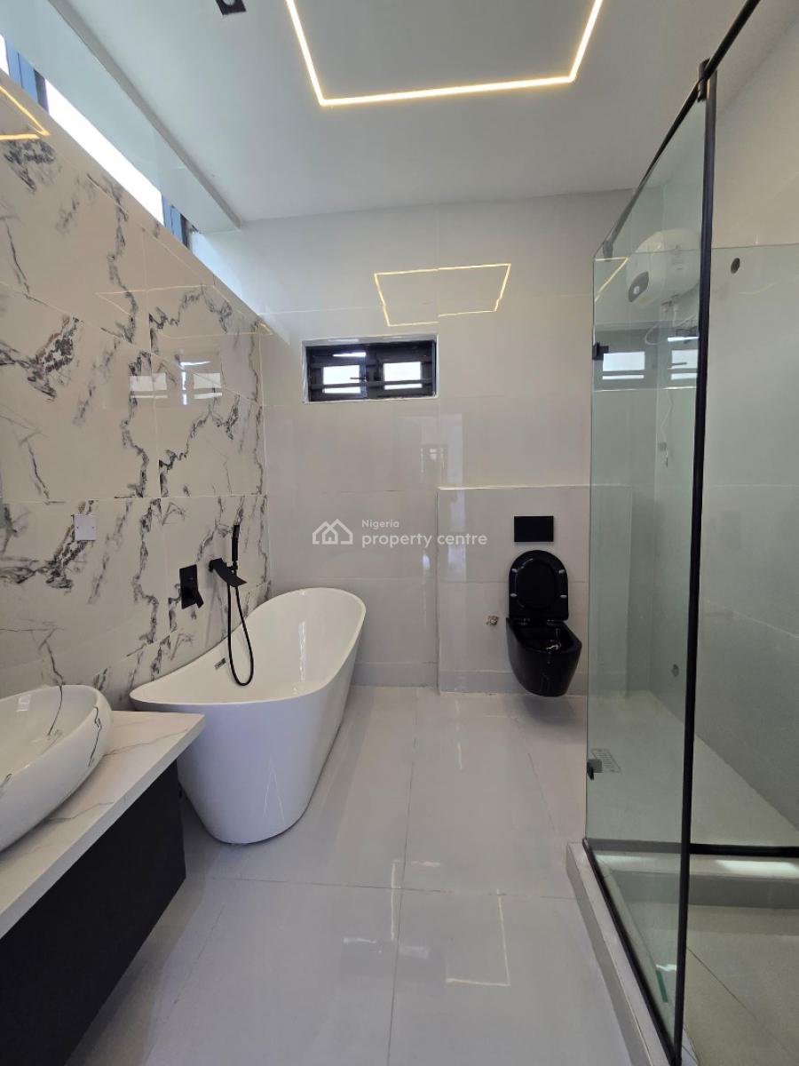 Classic Queenslander Charm with Designer Style and Luxury, Ologolo, Lekki Phase 2, Lekki, Lagos, Detached Duplex for Sale