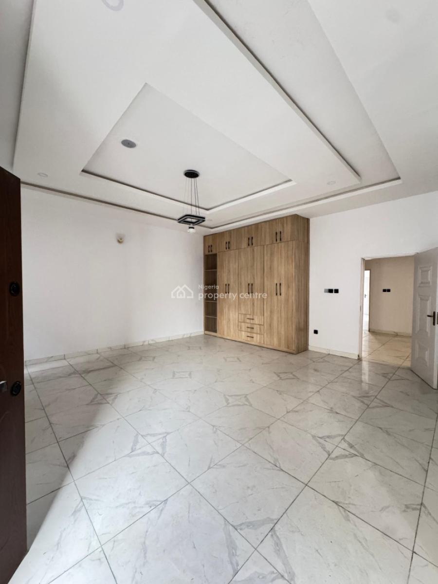 Masssive 4  Bedroom Semi-detached  Duplex with a Bq, Orchid Road, Lekki, Lagos, Semi-detached Duplex for Sale