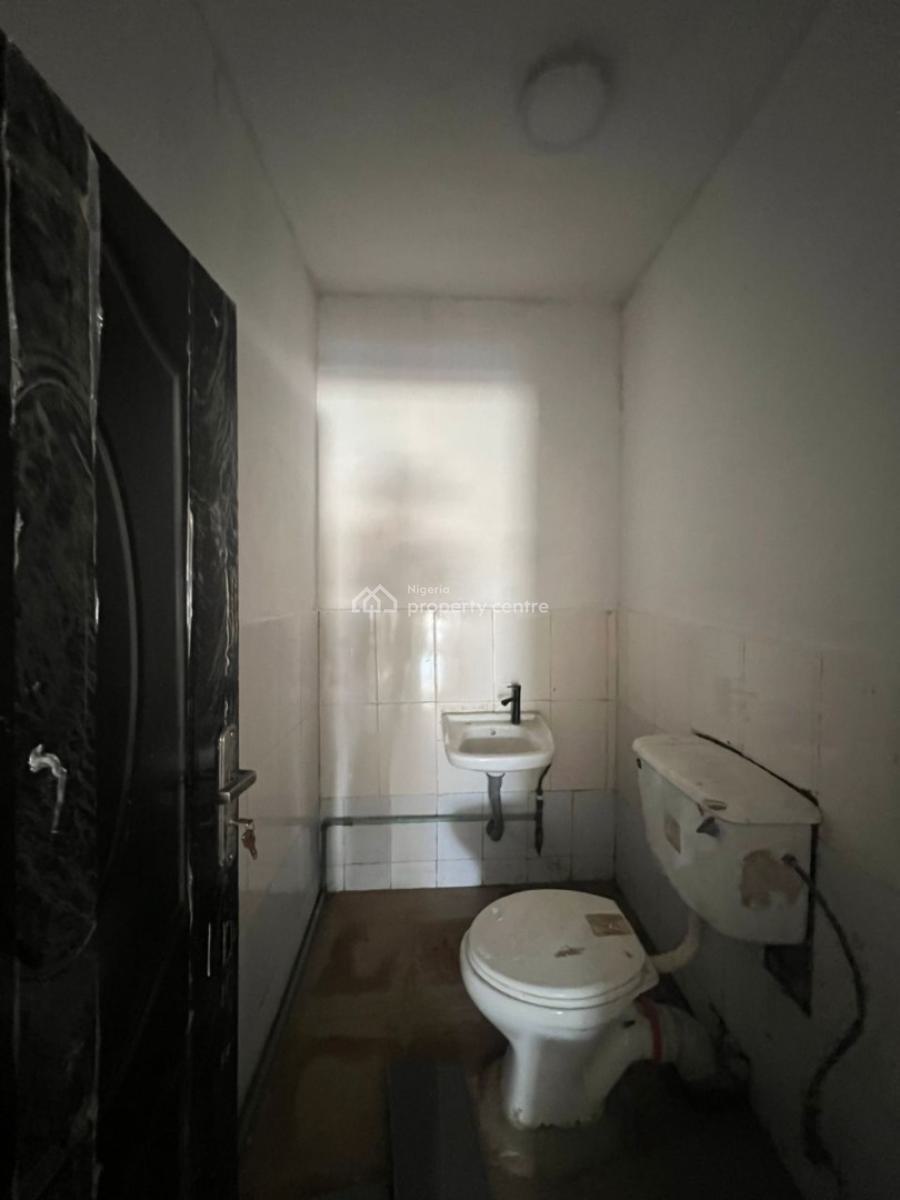 Lovely 2 Bedroom Apartments in a Secure Estate, Agungi, Lekki, Lagos, Flat / Apartment for Rent