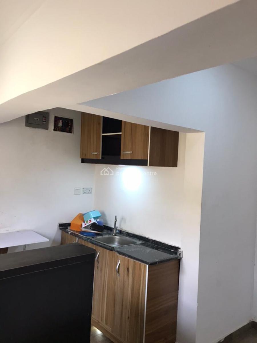 Mini Flat, Lekki Phase 1, Lekki, Lagos, Mini Flat (room and Parlour) for Rent