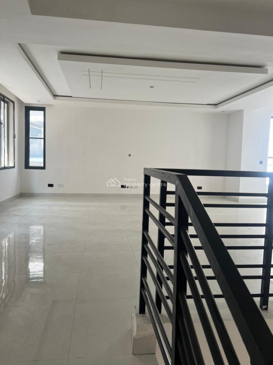 Spacious 4-bedroom Townhous, Richmond Pearl Estate Off Freedom Way, Lekki Phase 1, Lekki, Lagos, House for Sale