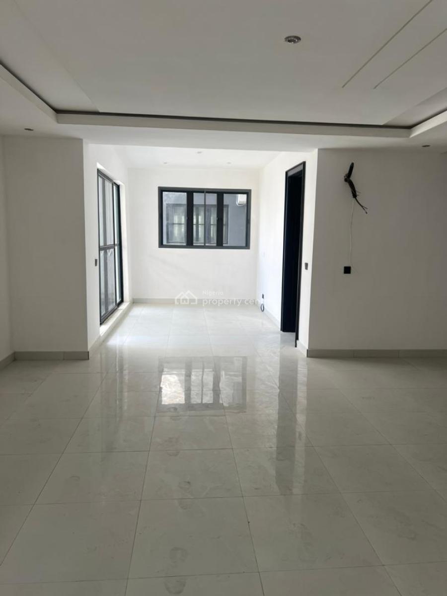 Spacious 4-bedroom Townhous, Richmond Pearl Estate Off Freedom Way, Lekki Phase 1, Lekki, Lagos, House for Sale