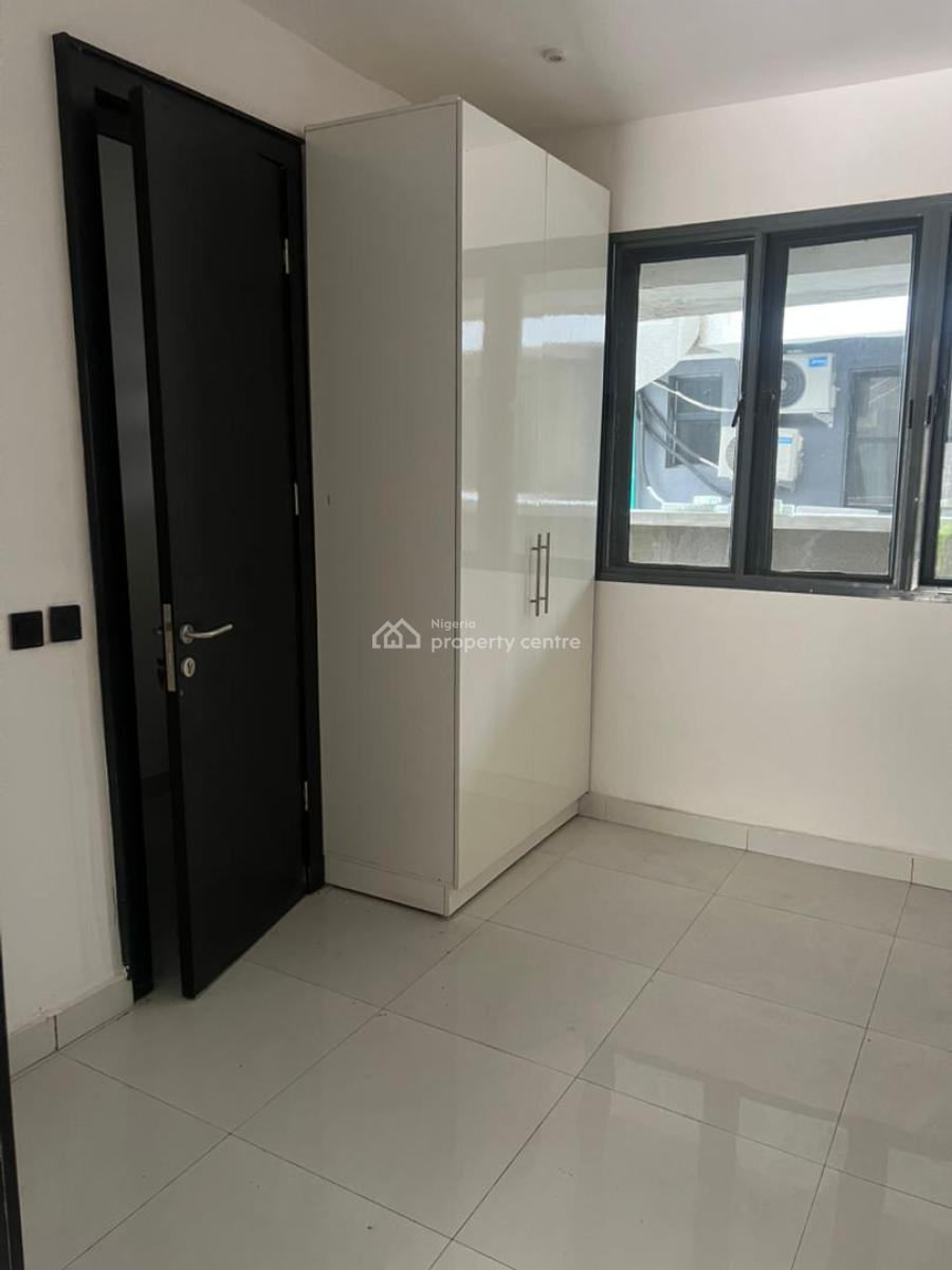 Spacious 4-bedroom Townhous, Richmond Pearl Estate Off Freedom Way, Lekki Phase 1, Lekki, Lagos, House for Sale