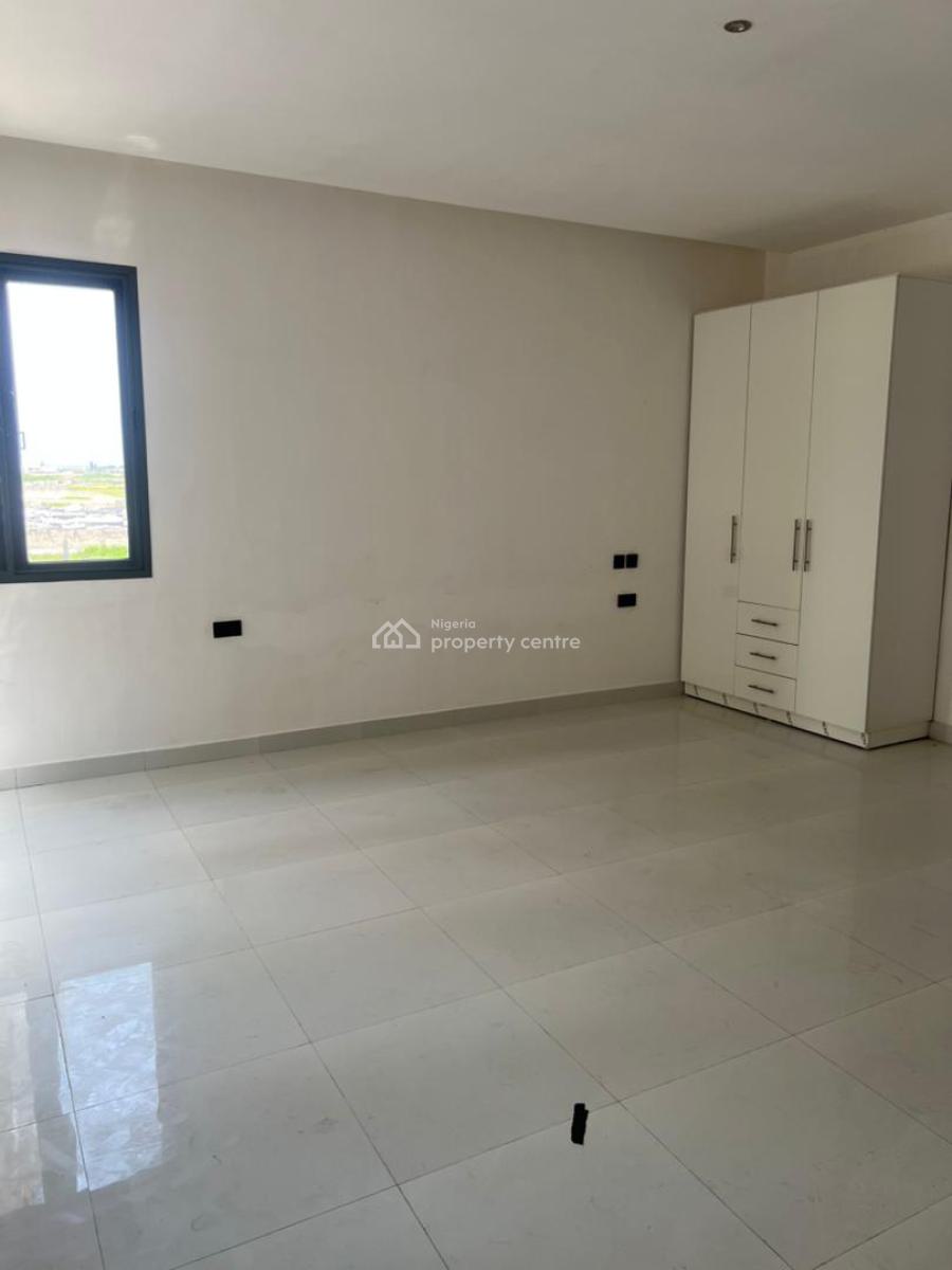 Spacious 4-bedroom Townhous, Richmond Pearl Estate Off Freedom Way, Lekki Phase 1, Lekki, Lagos, House for Sale