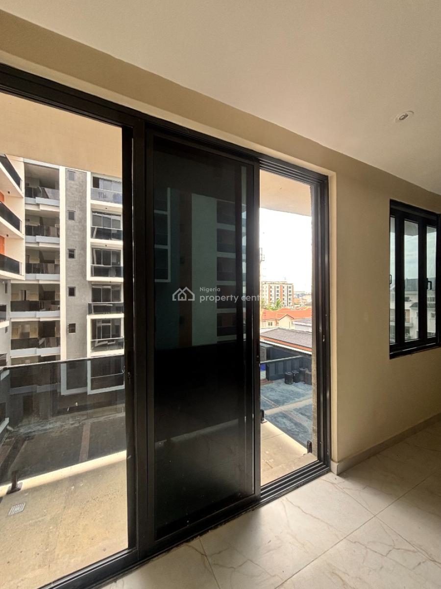 Luxury 3 Bedroom Apartment with Bq, Lekki Phase 1, Lekki, Lagos, Flat / Apartment for Sale