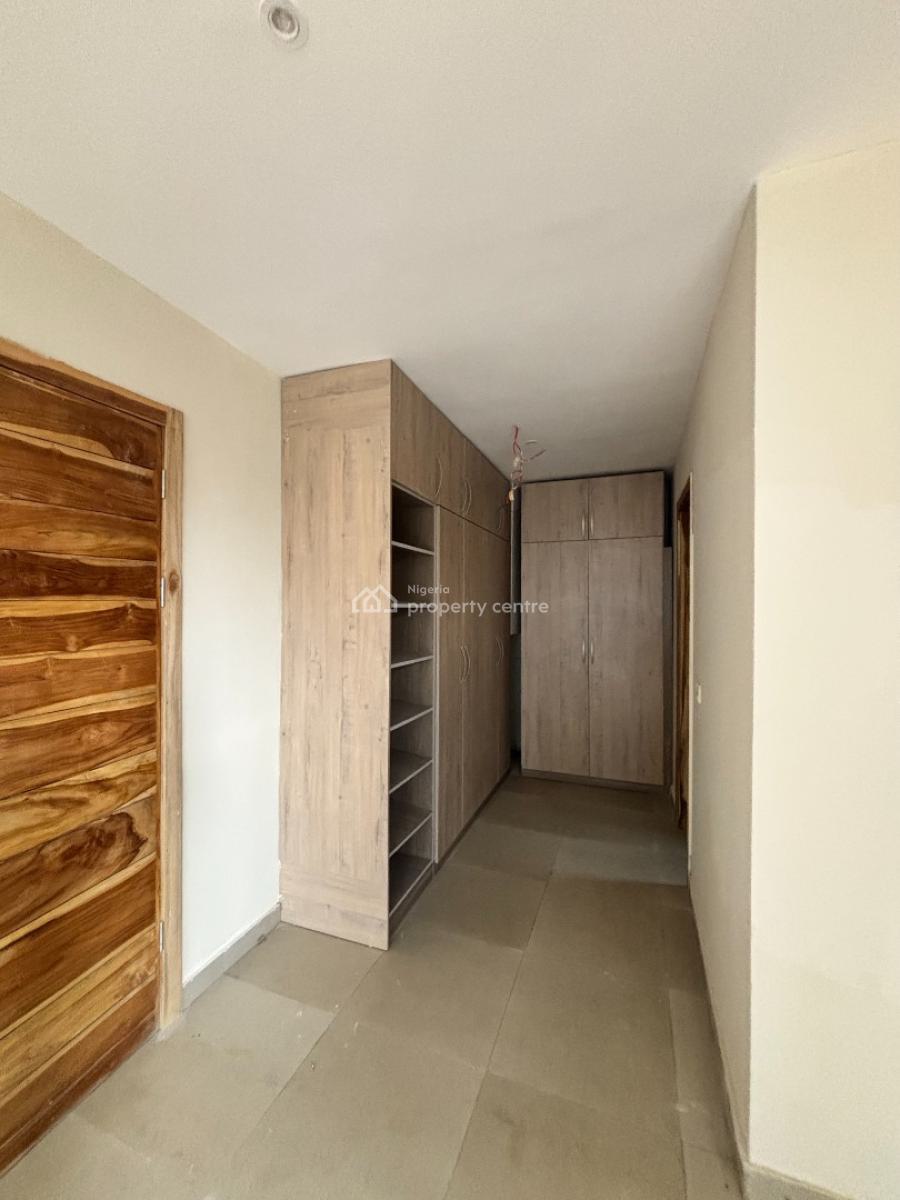 Luxury 3 Bedroom Apartment with Bq, Lekki Phase 1, Lekki, Lagos, Flat / Apartment for Sale