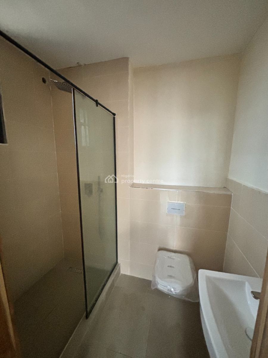 Luxury 3 Bedroom Apartment with Bq, Lekki Phase 1, Lekki, Lagos, Flat / Apartment for Sale