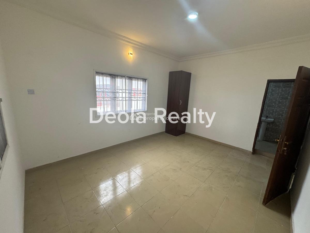 a Nice and Very Spacious 2 Bedroom Apartment, Platinum Way, Ikate, Lekki, Lagos, Flat / Apartment for Rent