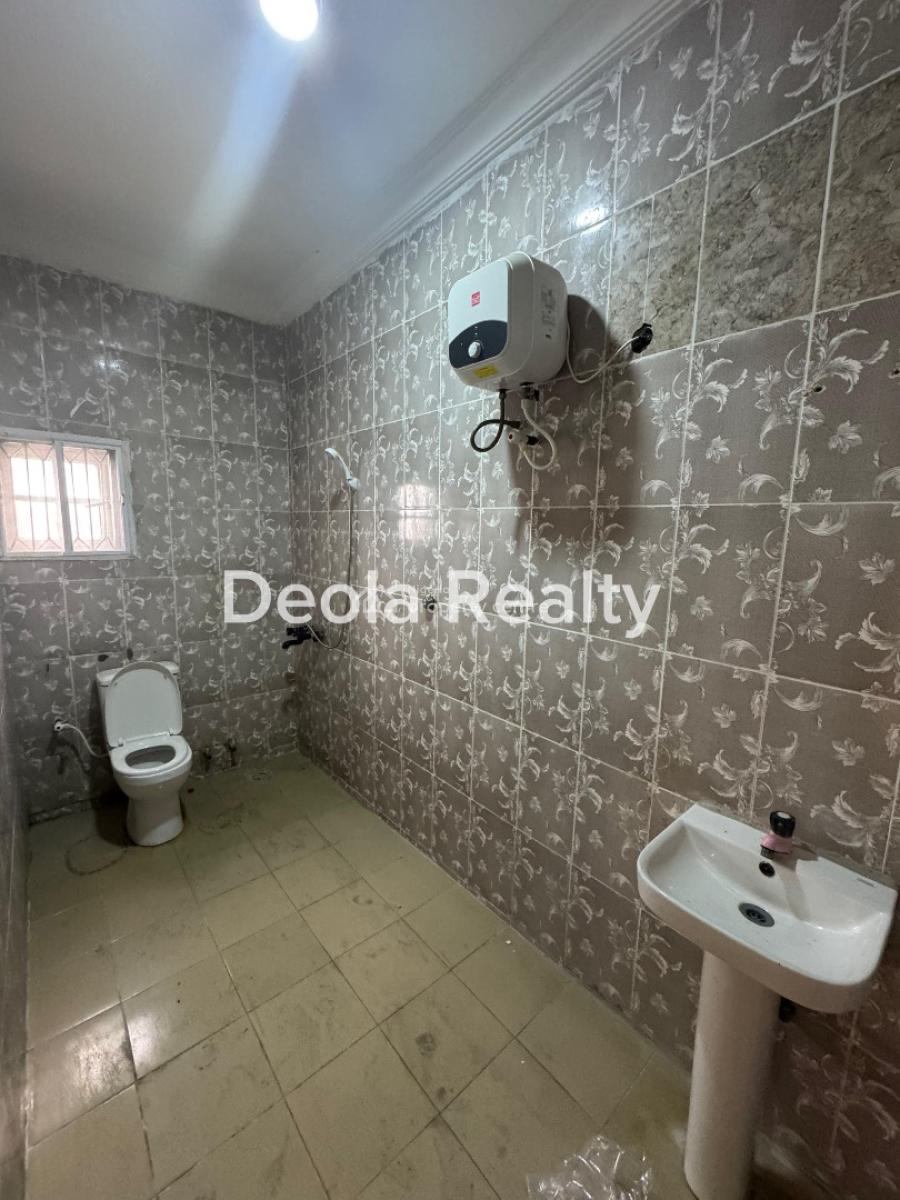 a Nice and Very Spacious 2 Bedroom Apartment, Platinum Way, Ikate, Lekki, Lagos, Flat / Apartment for Rent