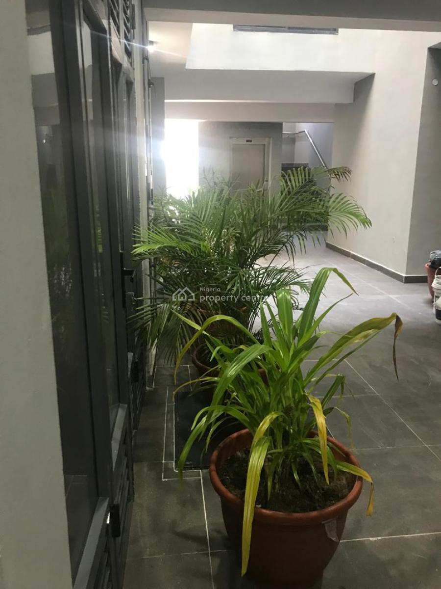 3 Bedroom, Fully Serviced Apartment + Bq, Bisola Durosinmi-etti, Lekki Phase 1, Lekki, Lagos, Flat / Apartment for Rent