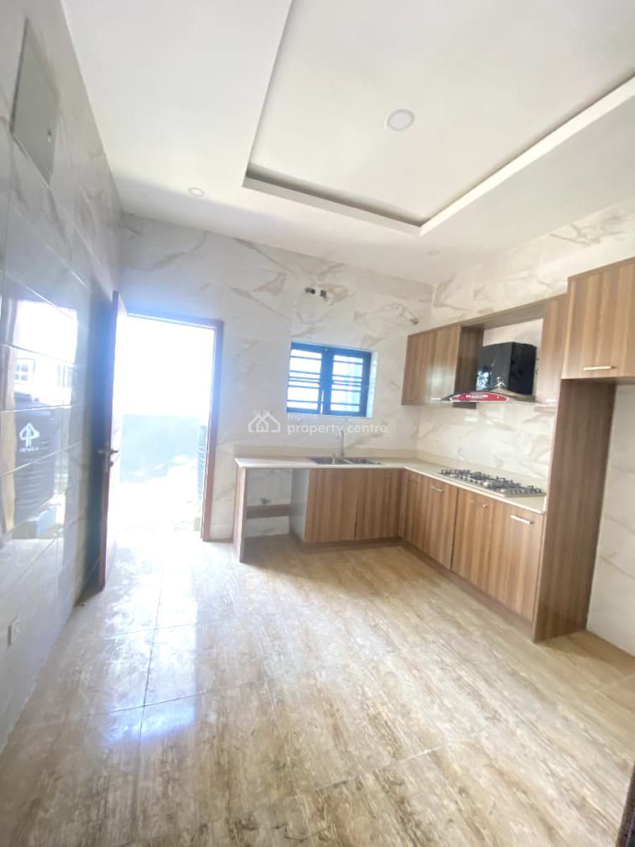 Lovely 4bedroom Semi Detached Duplex with Bq in a Secure Estate, Chevron, Lekki, Lagos, Semi-detached Duplex for Rent