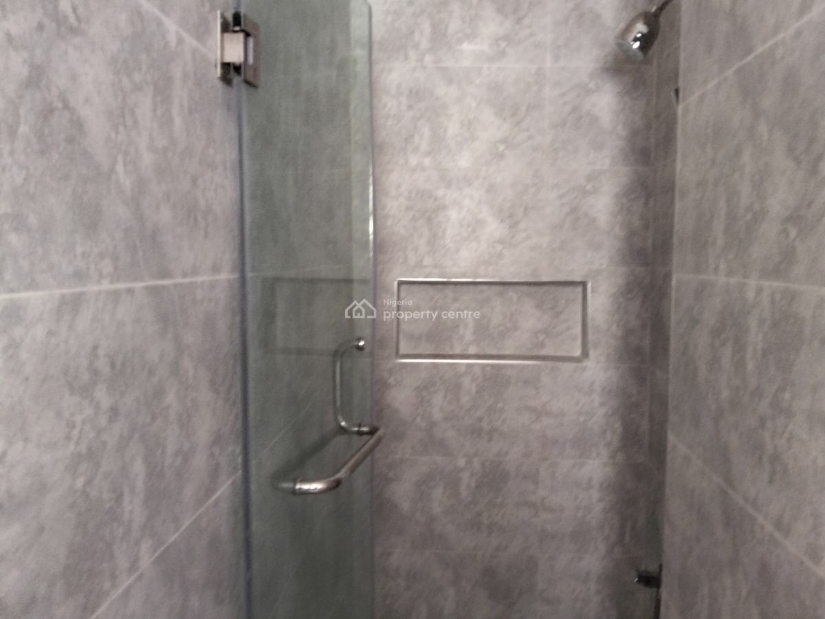 Exciting 2 Bedroom Flat, Lekki, Lagos, Flat / Apartment for Sale