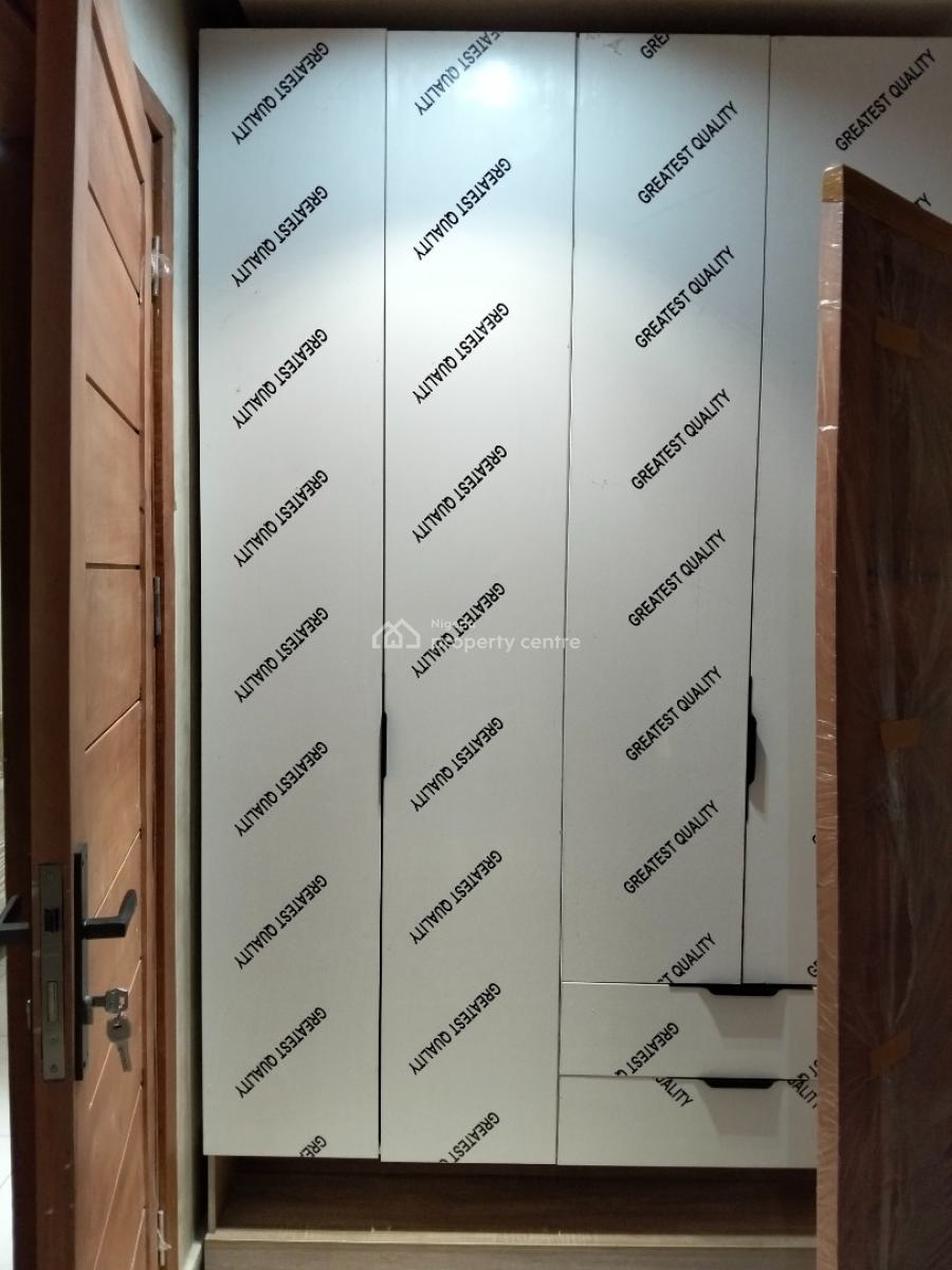 Exciting 2 Bedroom Flat, Lekki, Lagos, Flat / Apartment for Sale