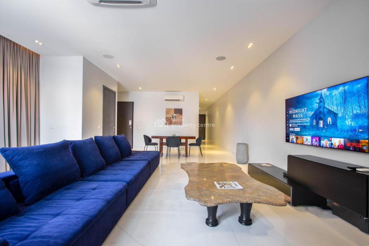 2 Bedroom Apartment with Ps5, Snooker Table,table  Tennis , Swim, Lekki Phase 1, Lekki, Lagos, Flat / Apartment Short Let