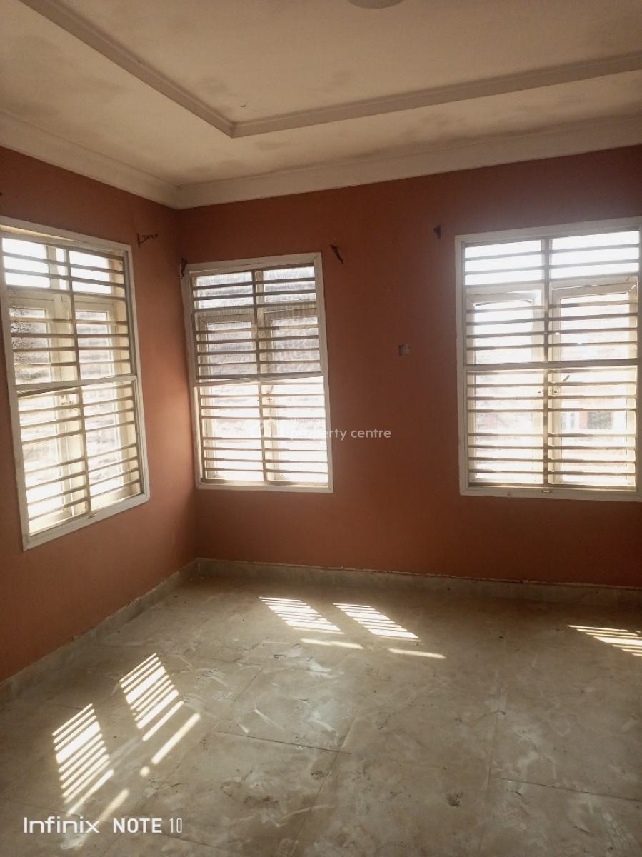 Luxury 5 Bedroom Terrace with Sizeable Bq, Ologolo, Lekki, Lagos, Flat / Apartment for Rent