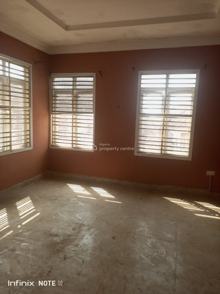 Luxury 5 Bedroom Terrace with Sizeable Bq, Ologolo, Lekki, Lagos, Flat / Apartment for Rent