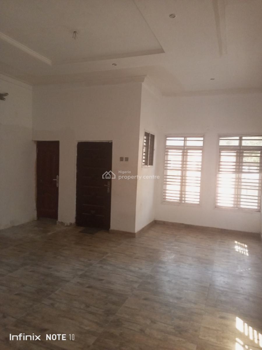 Luxury 5 Bedroom Terrace with Sizeable Bq, Ologolo, Lekki, Lagos, Flat / Apartment for Rent