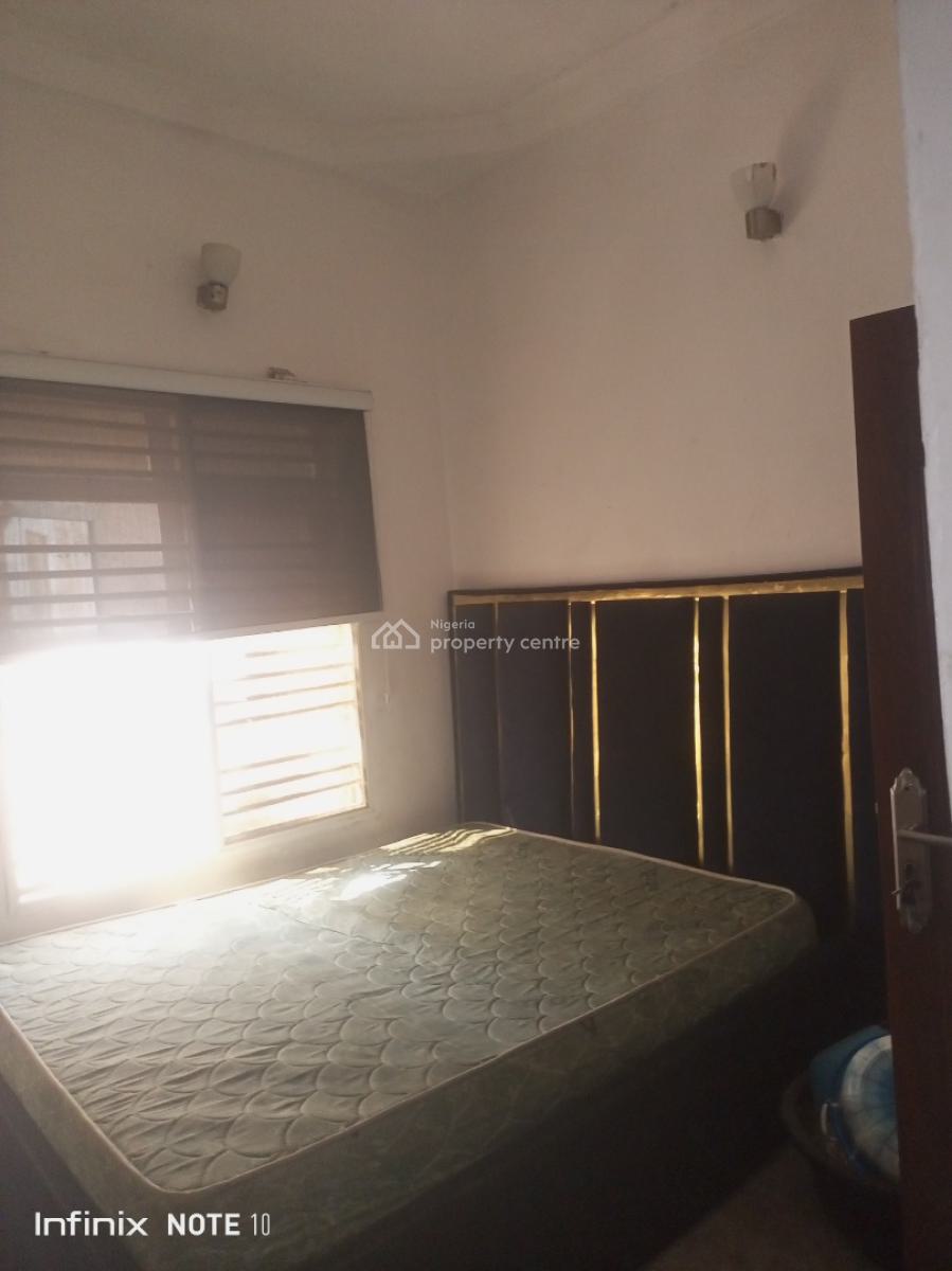 Luxury 5 Bedroom Terrace with Sizeable Bq, Ologolo, Lekki, Lagos, Flat / Apartment for Rent