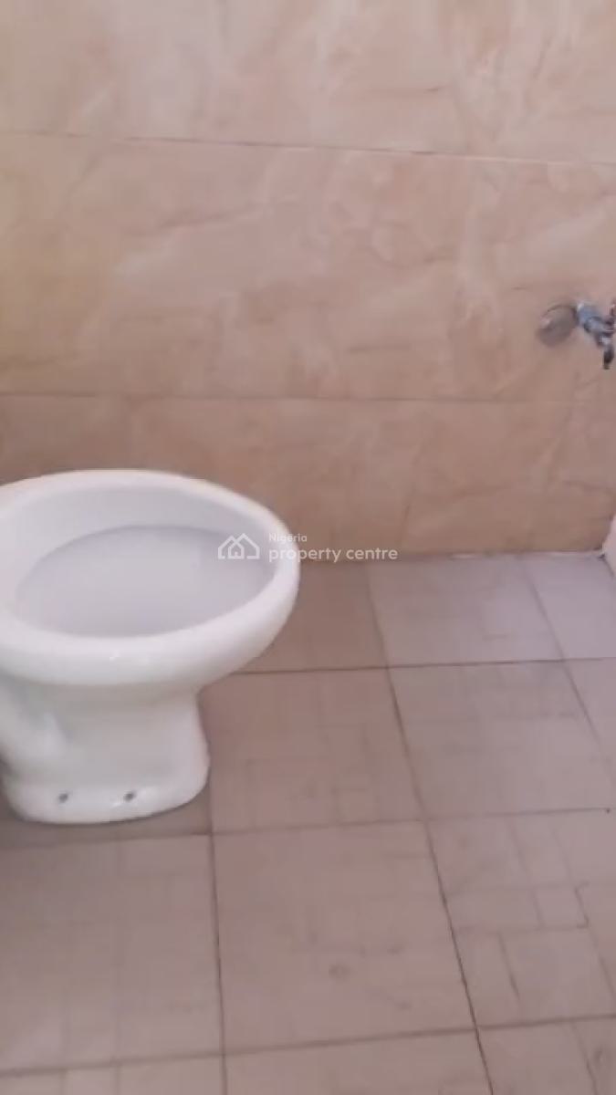 Well Maintained 2bedroom Flat, Igando, Bogije, Ibeju Lekki, Lagos, Flat / Apartment for Rent