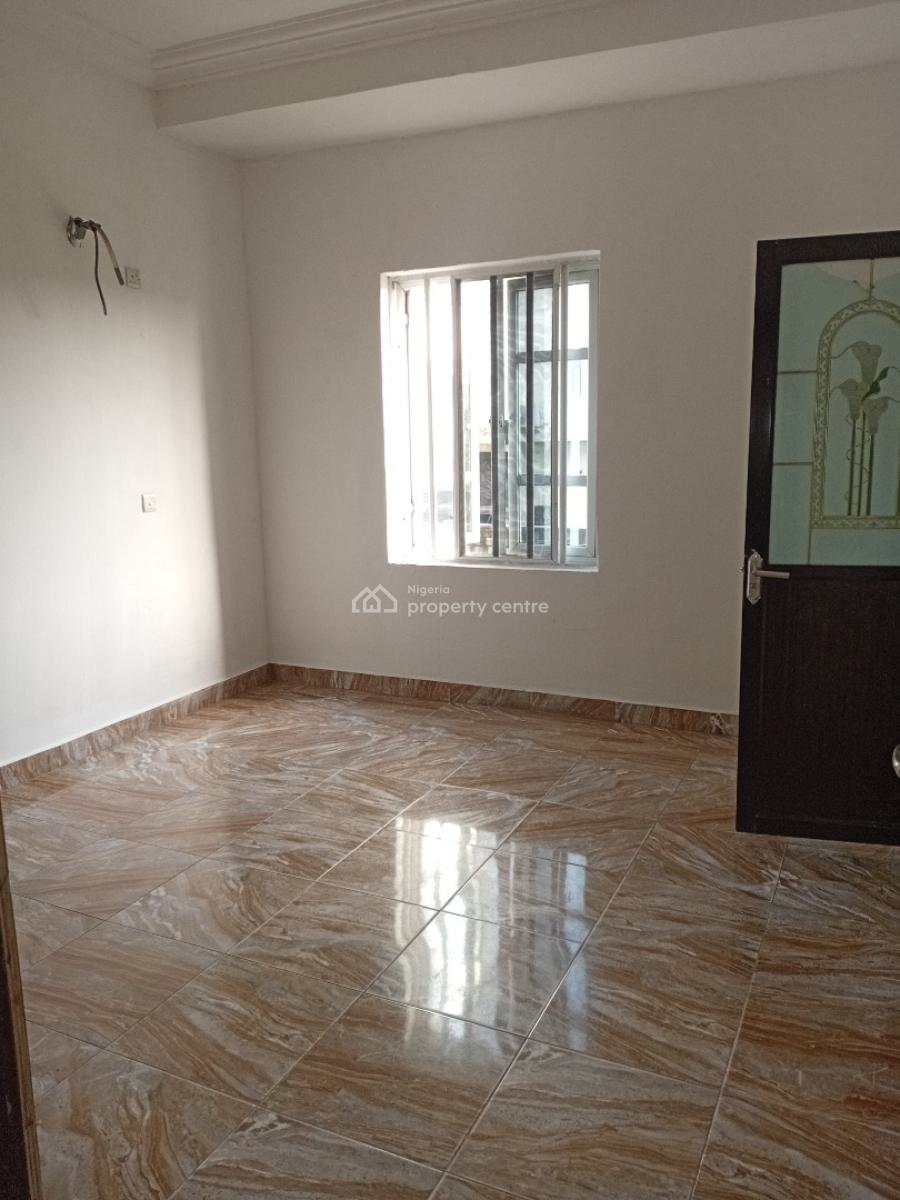 Super Expansive 2bedroom Apartment + Open Plan Kitchen (upstairs), Mobil Road, Ajah, Lekki, Lagos, House for Rent