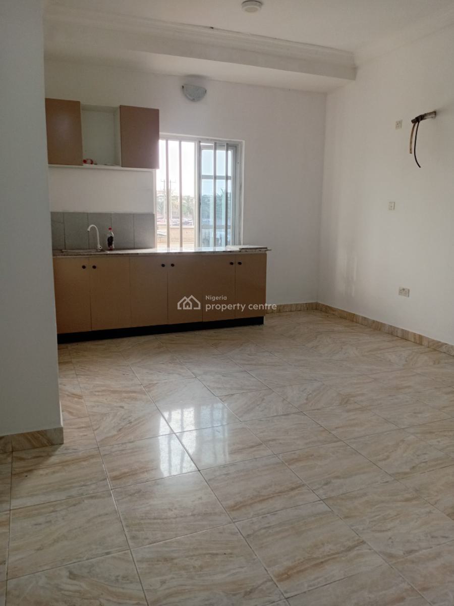 Super Expansive 2bedroom Apartment + Open Plan Kitchen (upstairs), Mobil Road, Ajah, Lekki, Lagos, House for Rent