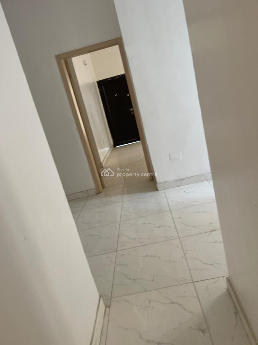 Distress 4 Bedroom Semi-detached Duplex, Gra, Ikota, Lekki, Lagos, Semi-detached Duplex for Sale