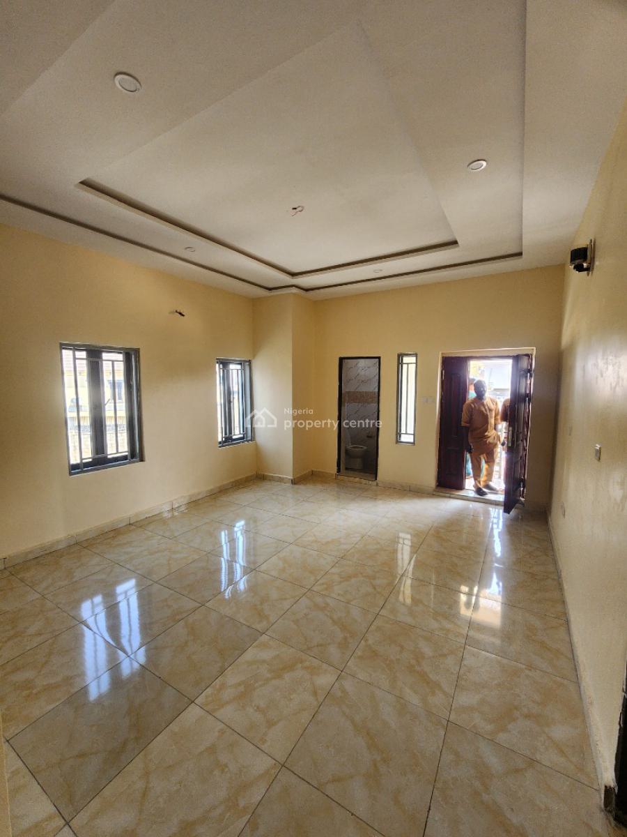 Newly Built Three Bedroom Block of Flat, News Enginerring Dawaki, Dawaki, Gwarinpa, Abuja, Flat / Apartment for Rent