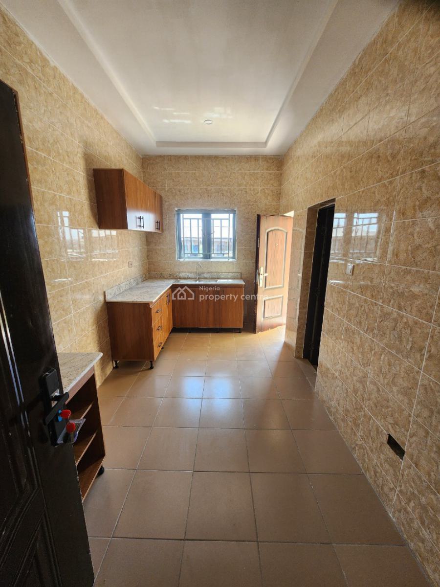 Newly Built Three Bedroom Block of Flat, News Enginerring Dawaki, Dawaki, Gwarinpa, Abuja, Flat / Apartment for Rent