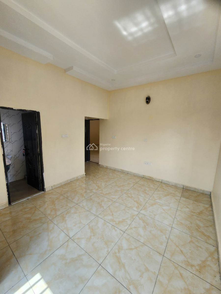 Newly Built Three Bedroom Block of Flat, News Enginerring Dawaki, Dawaki, Gwarinpa, Abuja, Flat / Apartment for Rent