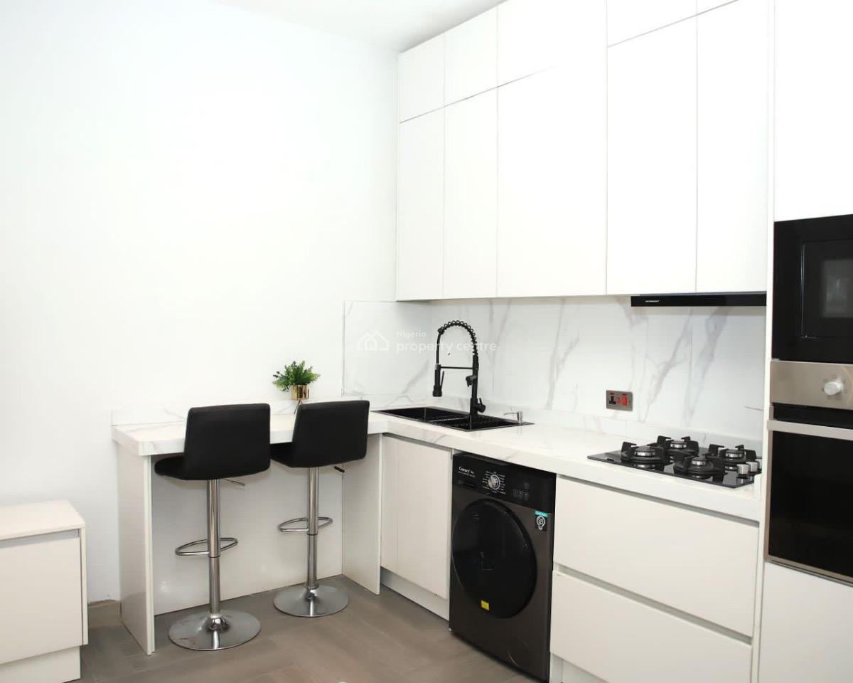 My 1 Bedroom Apartment with Snooker , Table Tennis and Pool, Lekki Phase 1, Lekki, Lagos, Flat / Apartment Short Let