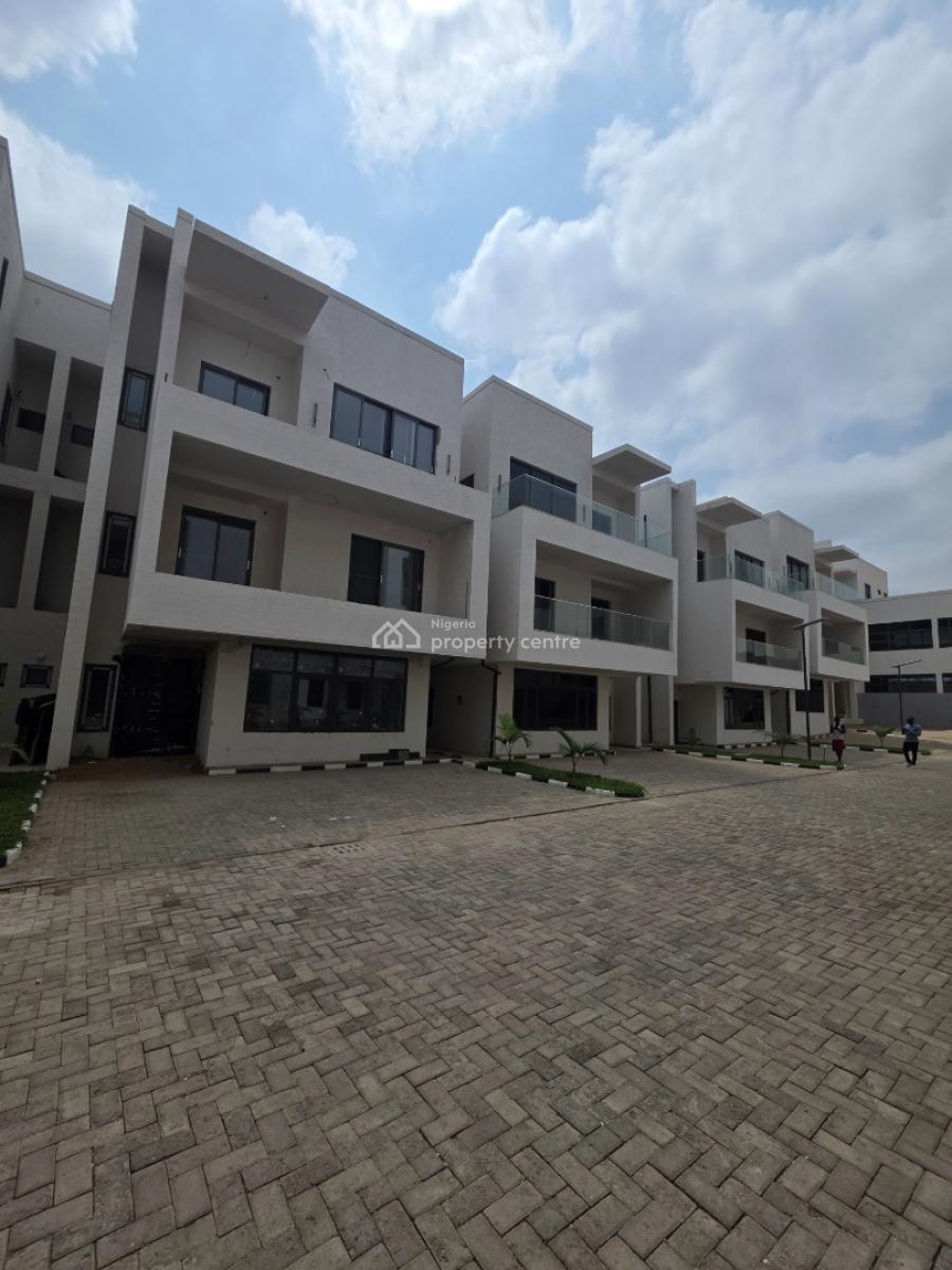 Luxury 5 Bedroom Detached Duplex with Swimming Pool, Guzape District, Abuja, Detached Duplex for Sale