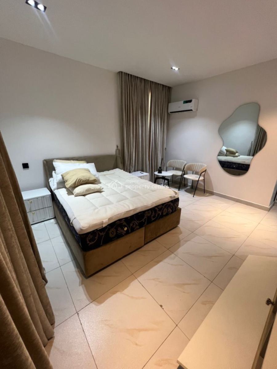 Furnished 3 Bedroom Penthouse with Private Lift, Lekki Phase 1, Lekki Phase 1, Lekki, Lagos, Flat / Apartment for Sale