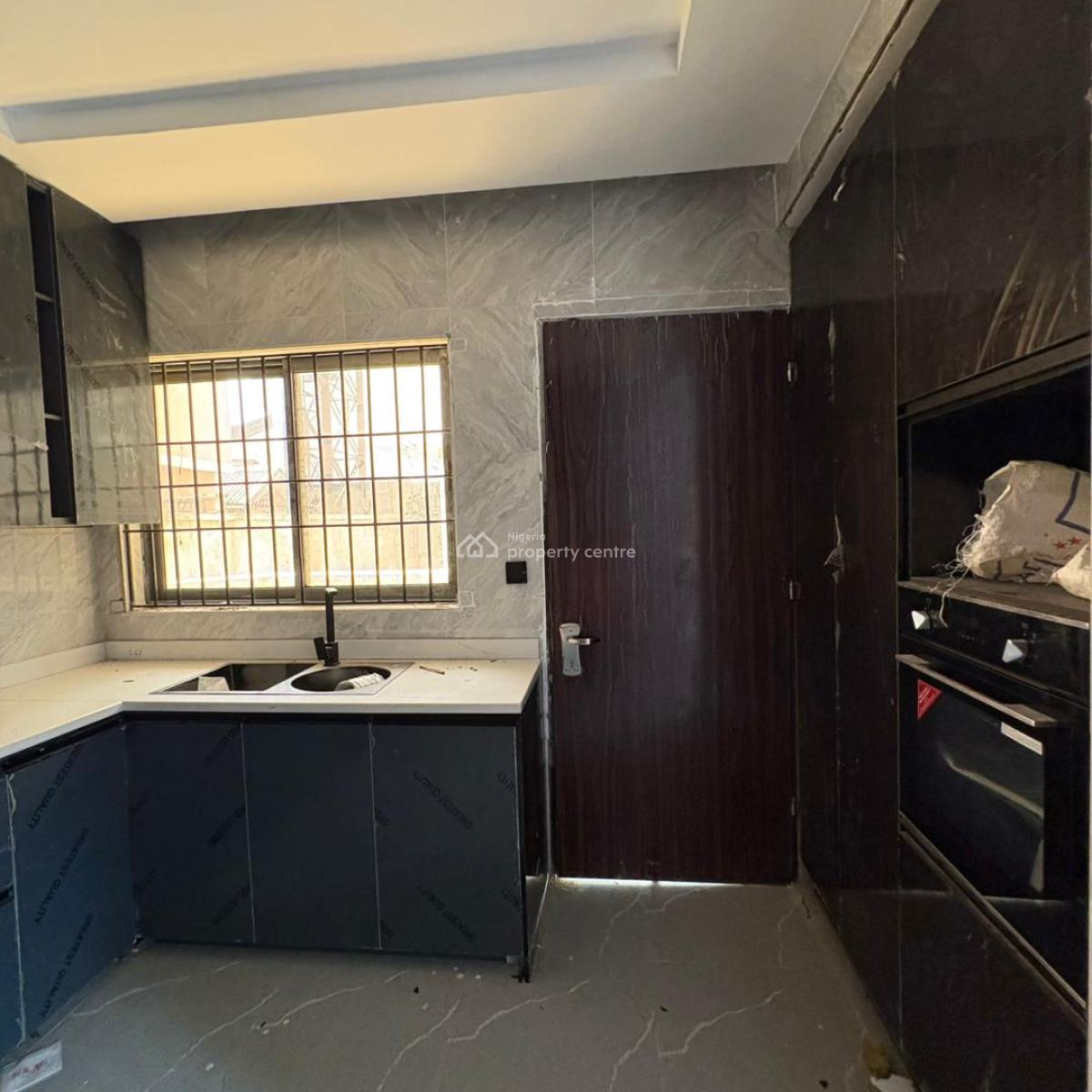 4 Bedroom Fully Detached with Bq, 4 Bedroom Fully Detached with Bq, Lekki Phase 1, Lekki, Lagos, Detached Duplex for Sale