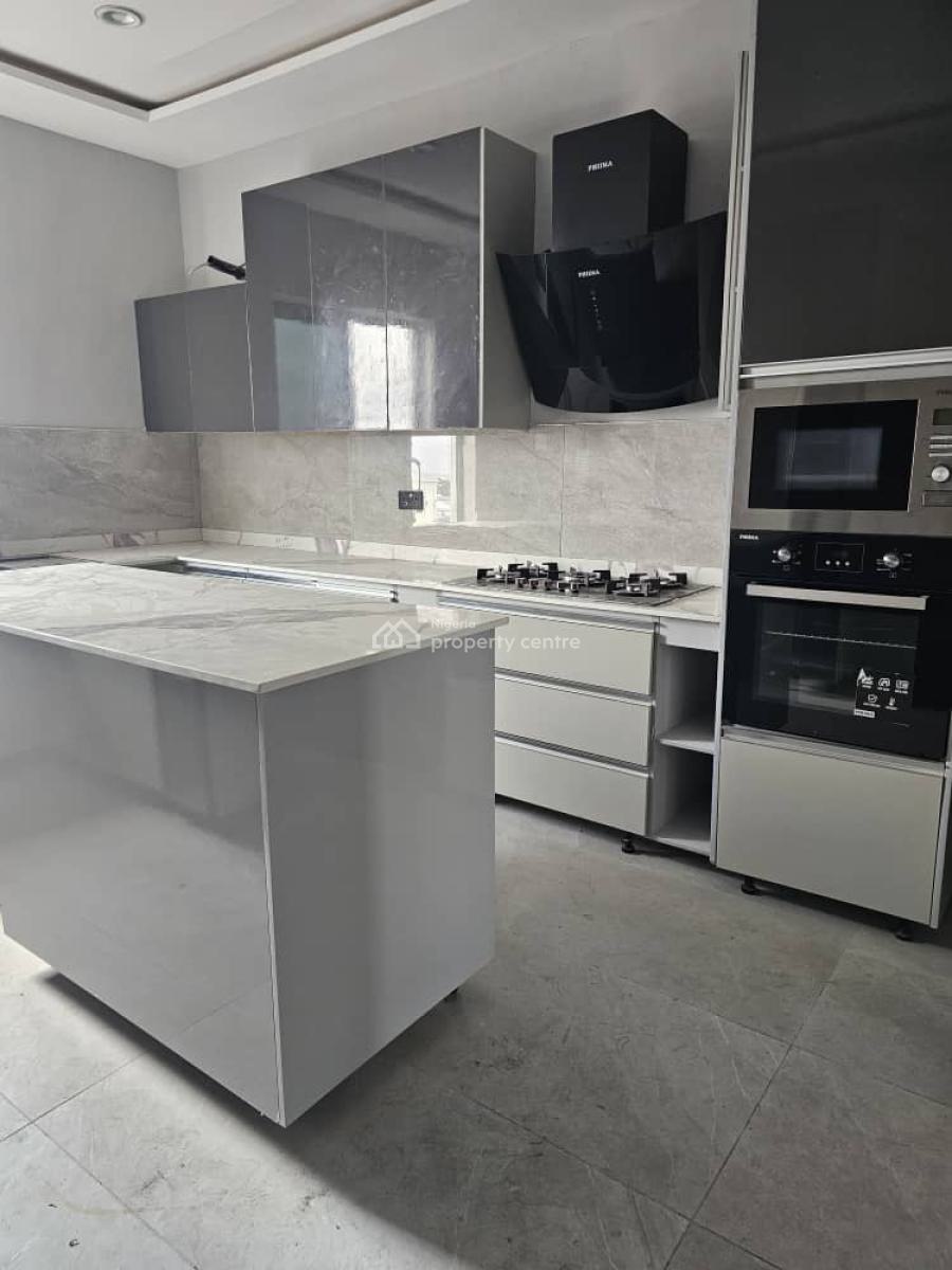 Gorgeous 4 Bedroom Maissonette, Mini Estate Inside Lekki Phase 1 with Pool and Gym, Lekki Phase 1, Lekki, Lagos, Detached Duplex for Rent