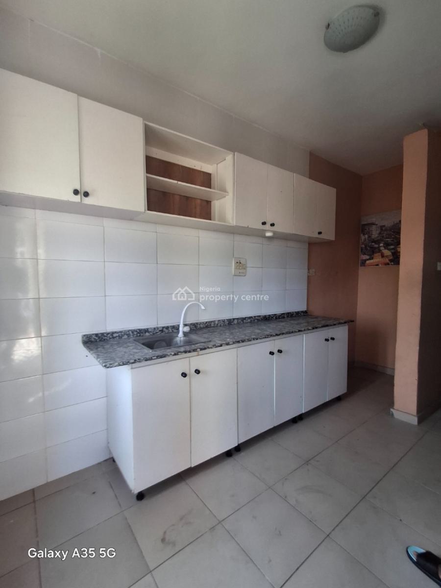 Upstair 3 Bedroom Flat Along Ogombo Road Ajah Lekki, Ogombo, Ajah, Lagos, Flat / Apartment for Rent
