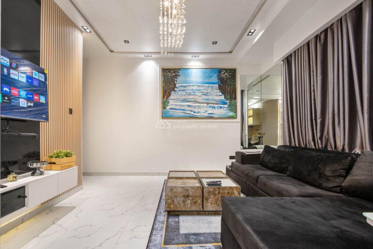 Furnished Apartment ! 1-bedroom in Ologolo, Ologolo, Lekki, Lagos, Flat / Apartment for Sale