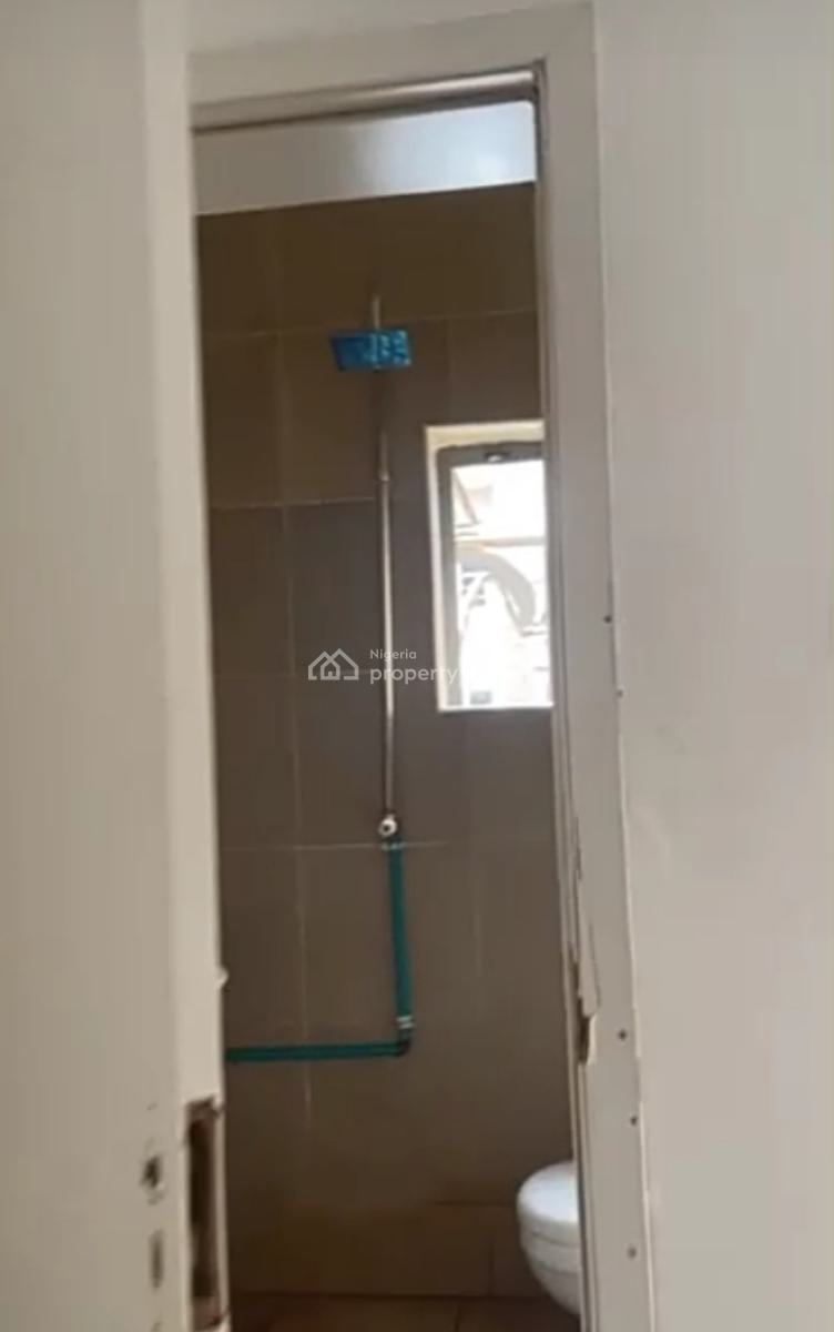 Spacious Room Selfcon with Ac -  { Video}, Chevron Alternative Route, Lekki, Lagos, Self Contain (single Rooms) for Rent