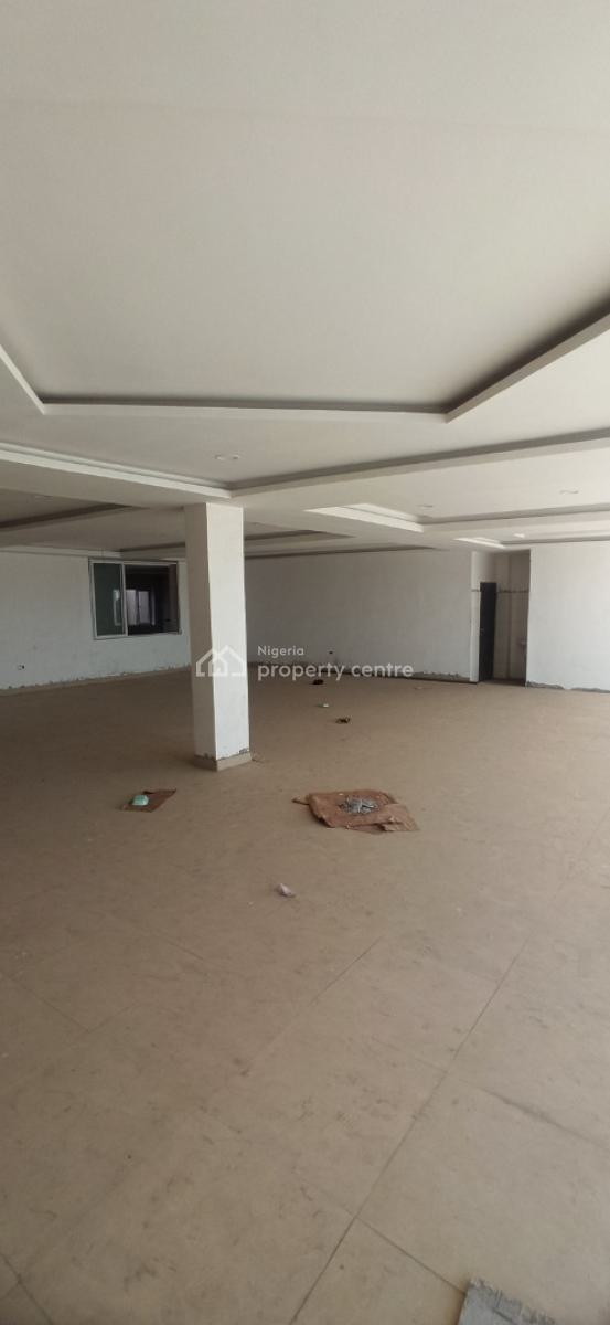 553sqm Rooftop Space, Wuse 2, Abuja, Plaza / Complex / Mall for Rent