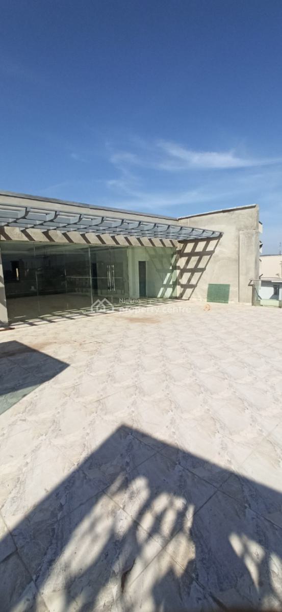553sqm Rooftop Space, Wuse 2, Abuja, Plaza / Complex / Mall for Rent