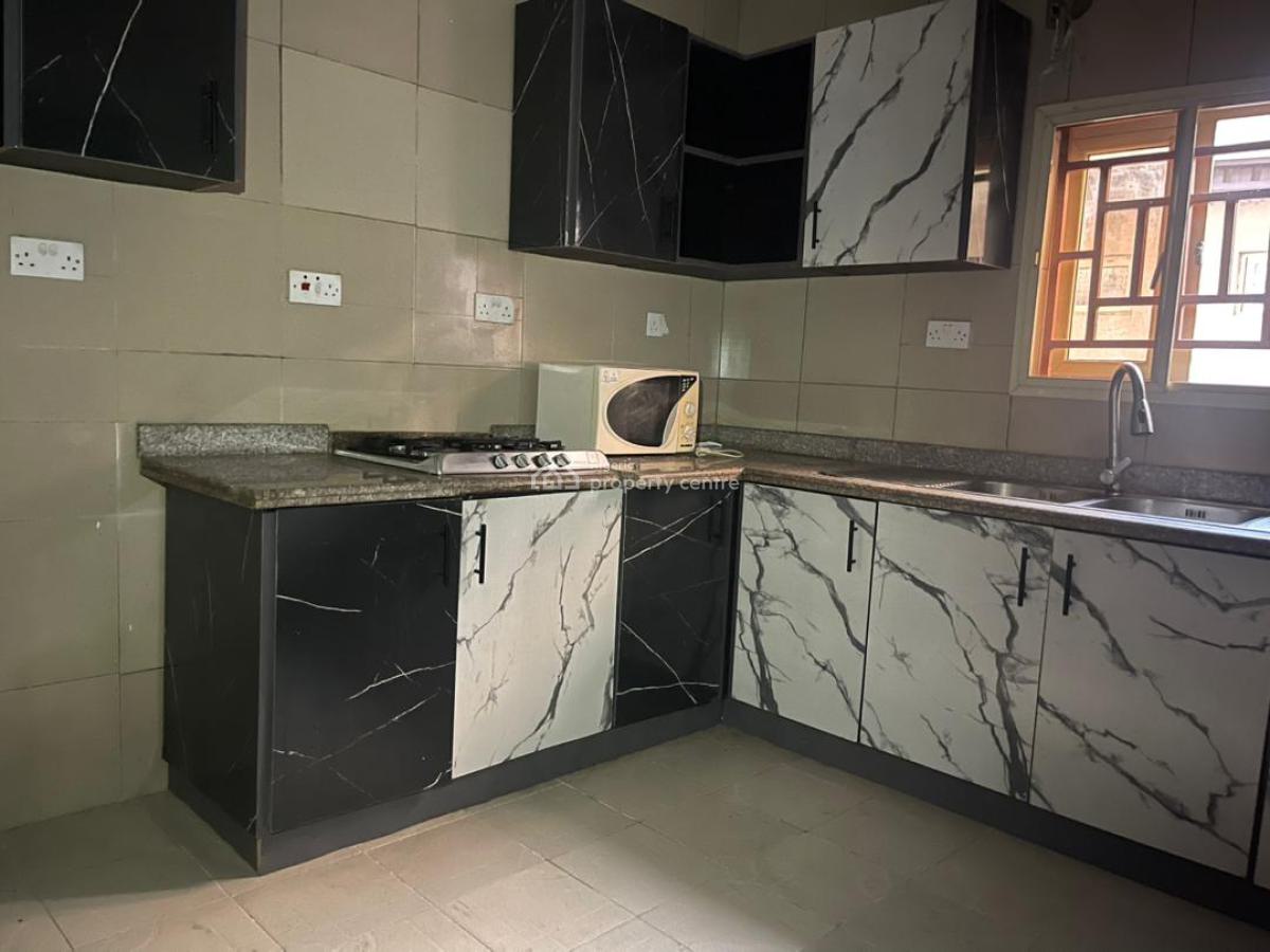 Biggest One Bedroom Flat Apartment, Off Admiralty Way, Lekki Phase 1, Lekki, Lagos, Flat / Apartment for Rent