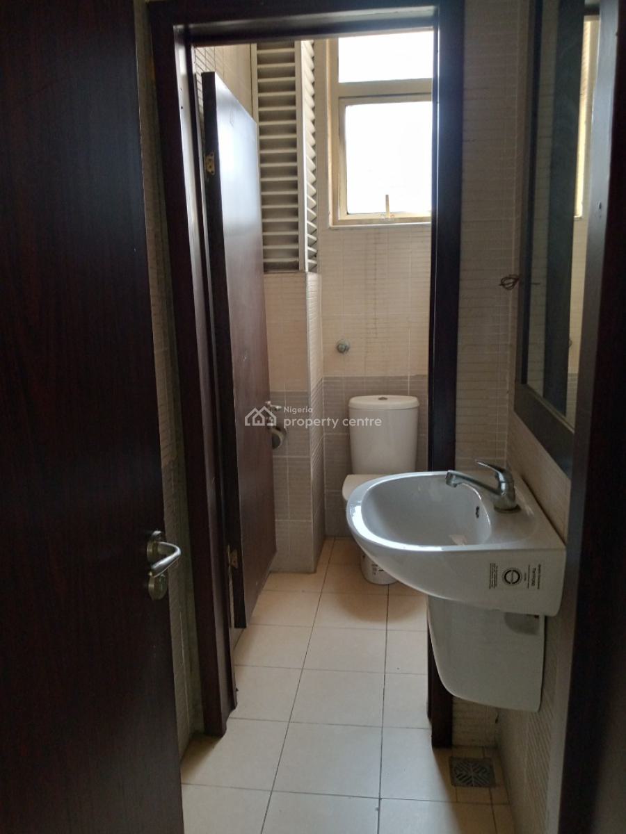 Office Space for Lease By a Major Road, Oniru Area of Victoria Island, Oniru, Victoria Island (vi), Lagos, Office Space for Rent