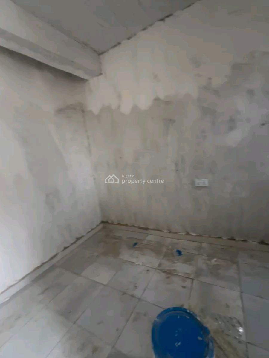 Standard and Executive Mini Flat, Oyadiran, Sabo, Yaba, Lagos, Mini Flat (room and Parlour) for Rent