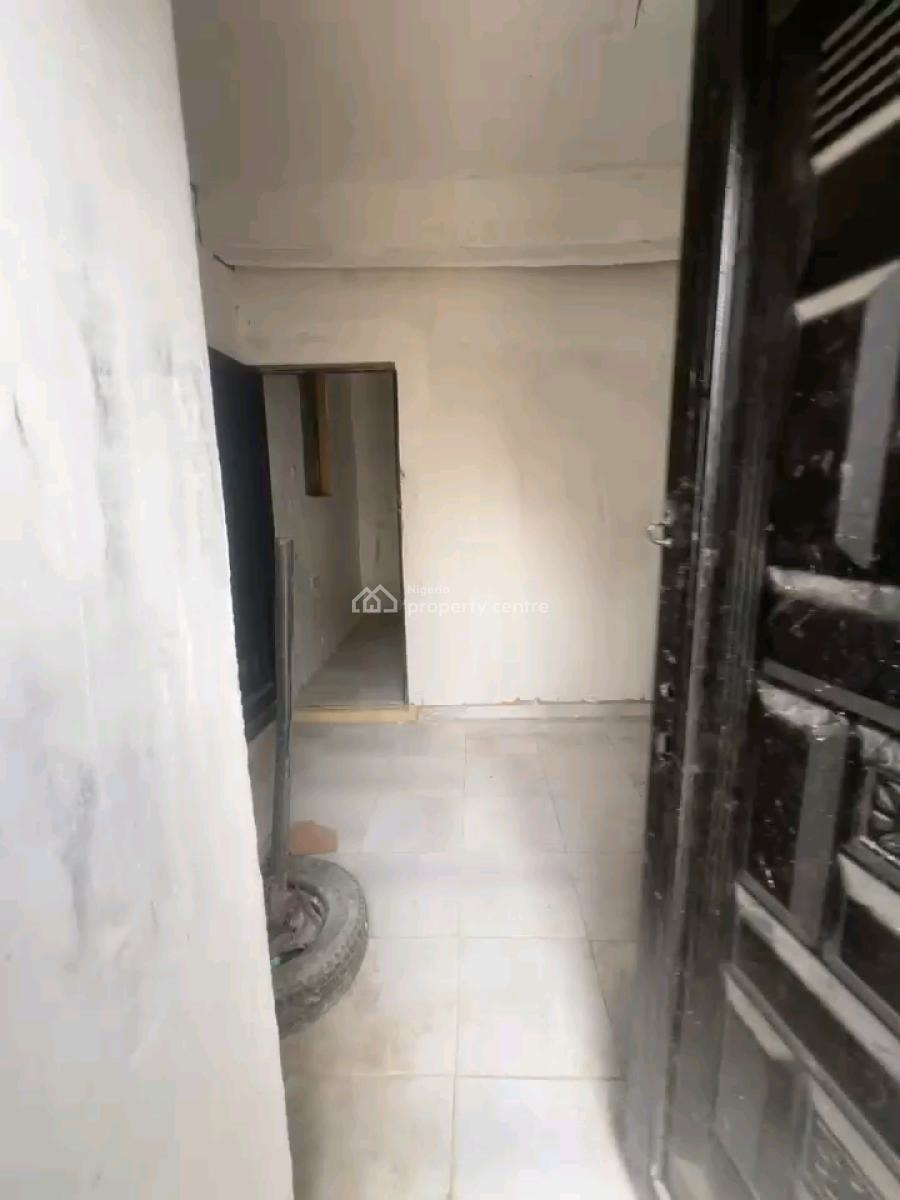 Standard and Executive Mini Flat, Oyadiran, Sabo, Yaba, Lagos, Mini Flat (room and Parlour) for Rent