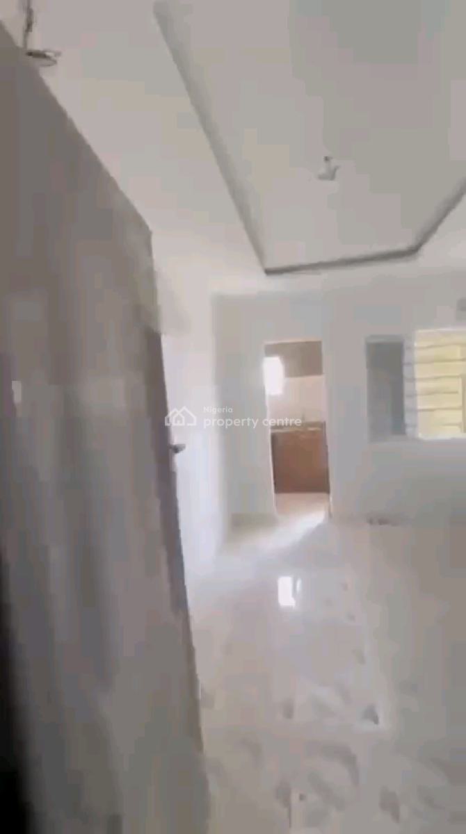 Standard and Spacious Mini Flat, Shomolu, Pedro, Gbagada, Lagos, Mini Flat (room and Parlour) for Rent