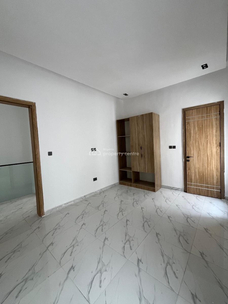 4 Bedrooms Semi Detached Duplex in a Secured Estate, Orchid, Lekki, Lagos, Semi-detached Duplex for Sale