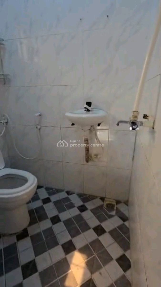 Standard and Spacious Mini Flat, Yaba, Yaba, Lagos, Mini Flat (room and Parlour) for Rent