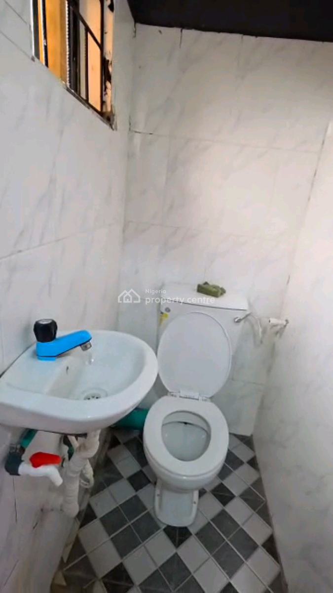 Standard and Spacious Mini Flat, Yaba, Yaba, Lagos, Mini Flat (room and Parlour) for Rent