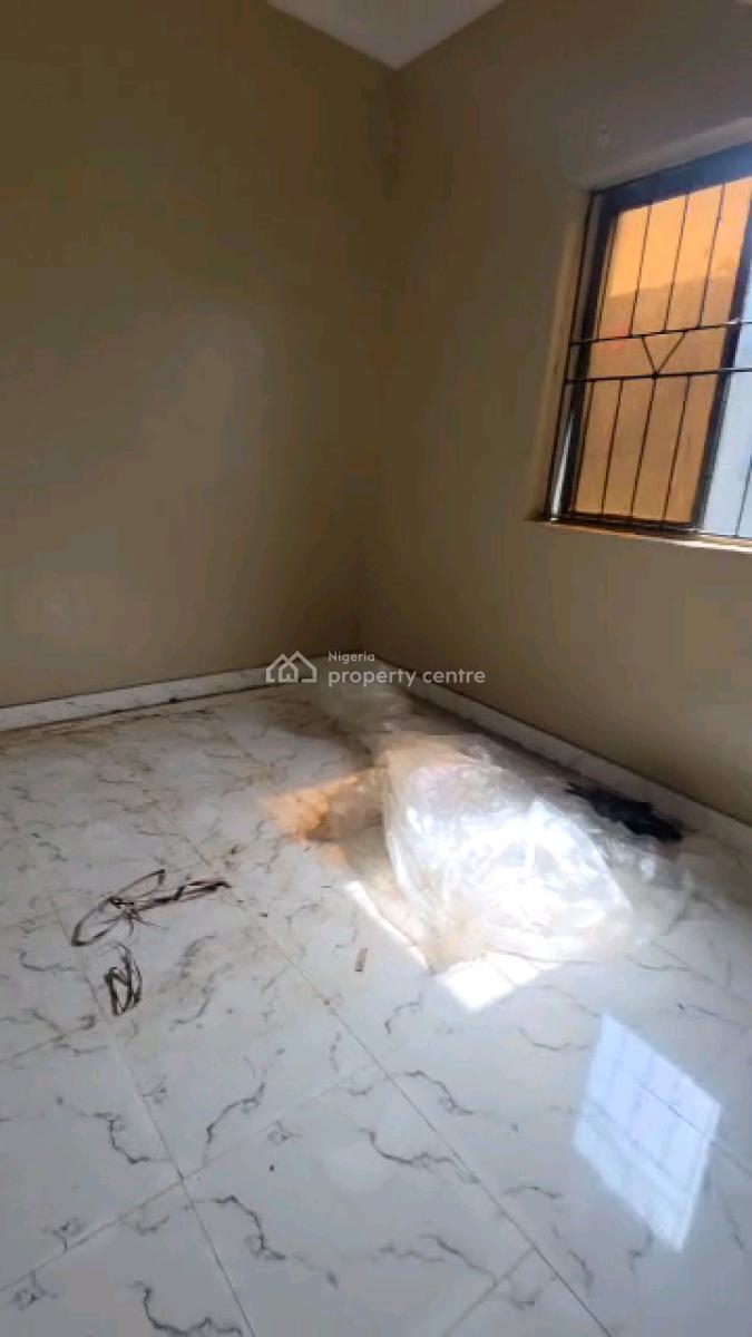 Standard and Spacious Mini Flat, Yaba, Yaba, Lagos, Mini Flat (room and Parlour) for Rent